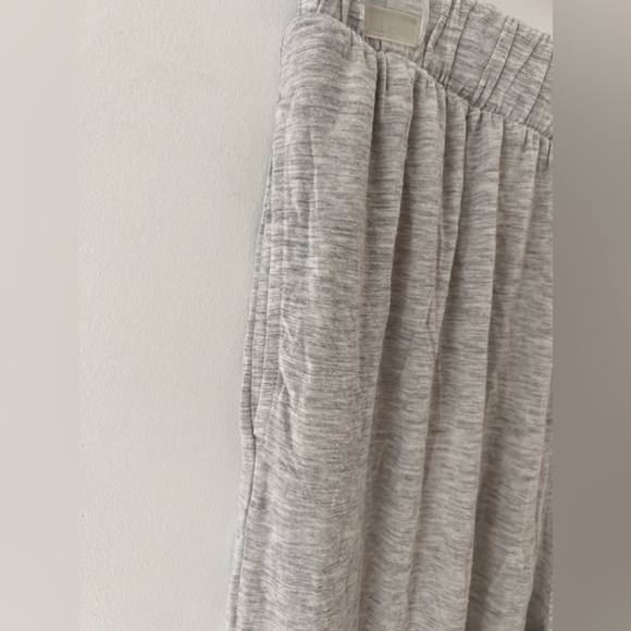 Two pairs of Old Navy Sunday Sleep pyjama lounge pants - Picture 8 of 8